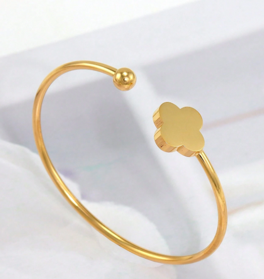 Flower Sphere Open Cuff 21K Gold Bangle