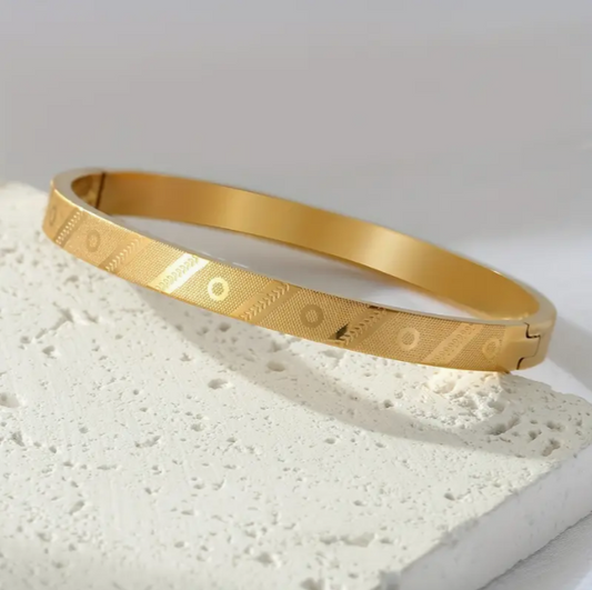 Golden grace 21K Gold Bangle